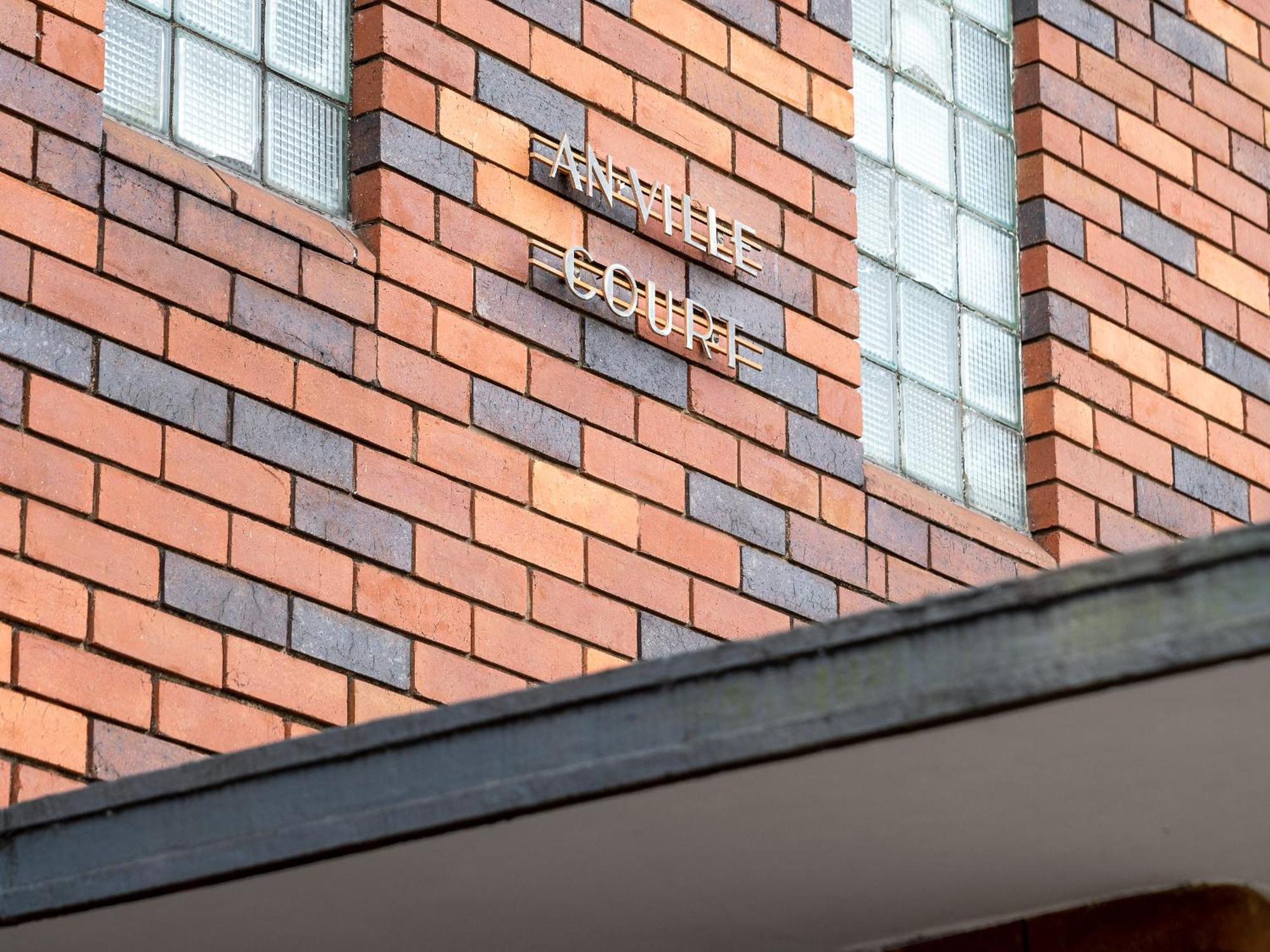 Anville Court Μπρίσμπεϊν Εξωτερικό φωτογραφία